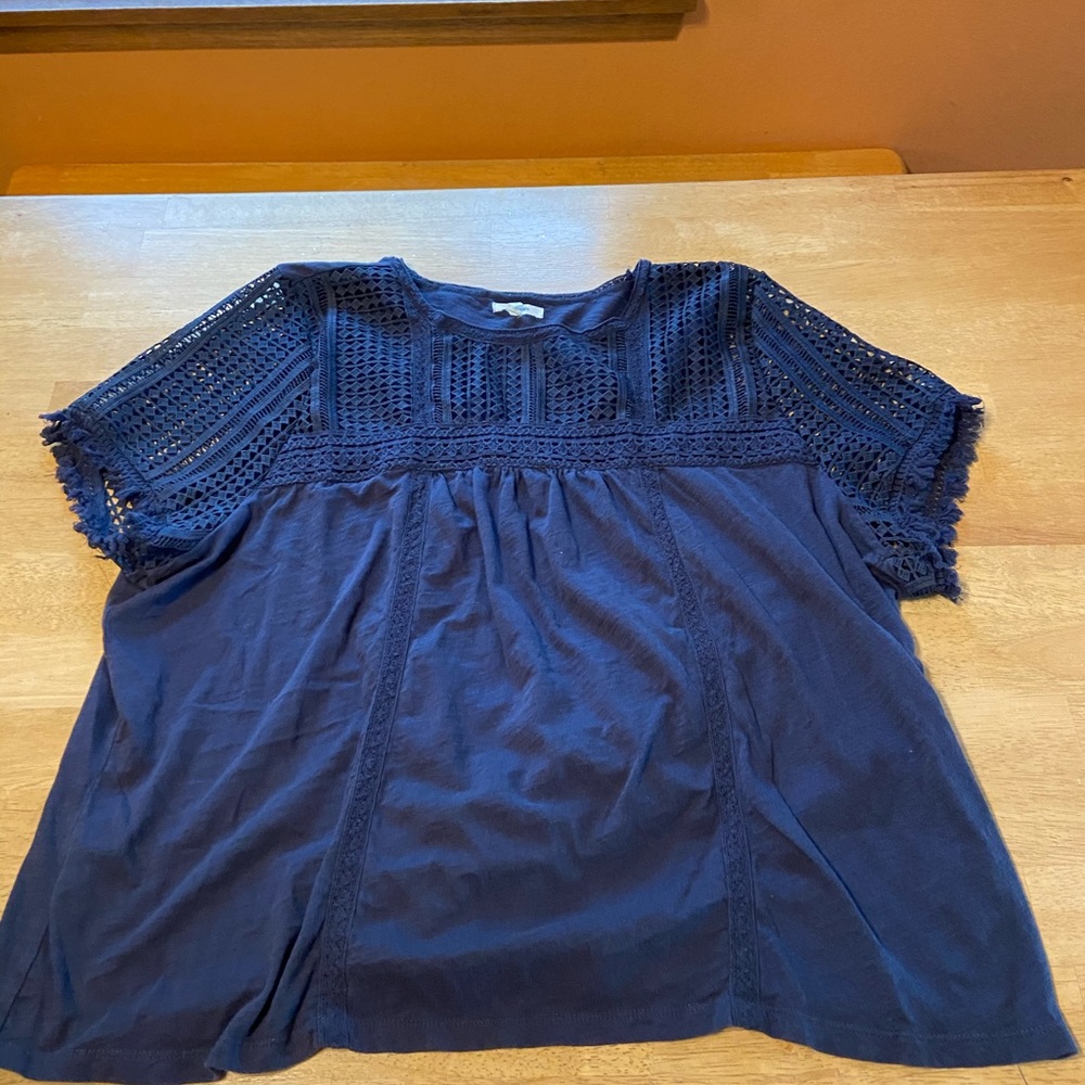 Navy blue detailed shirt